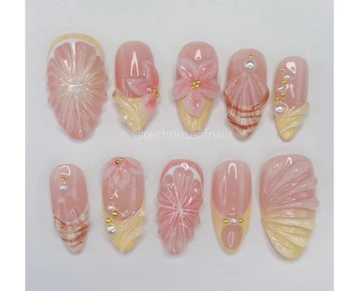 Sunset Shell Floral volume-oriented press-on nail set